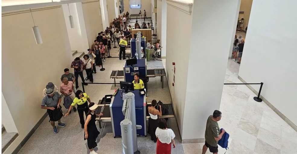New Royal Palace Visitor Reception Center — access hall and security scanners